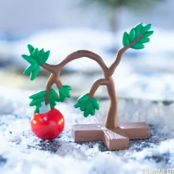 Peanuts Reaction Figures Wave 06 (Holiday Box Set) - Charlie Brown With Sad Christmas Tree And Linus