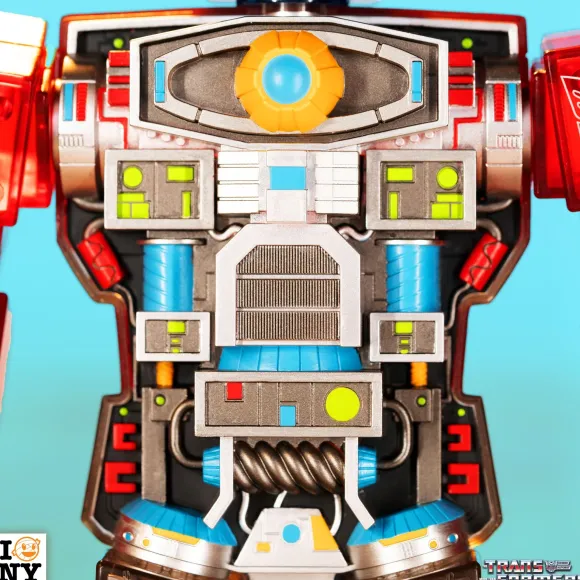 Transformers Super Cyborg - Optimus Prime (Clear Red / Blue)